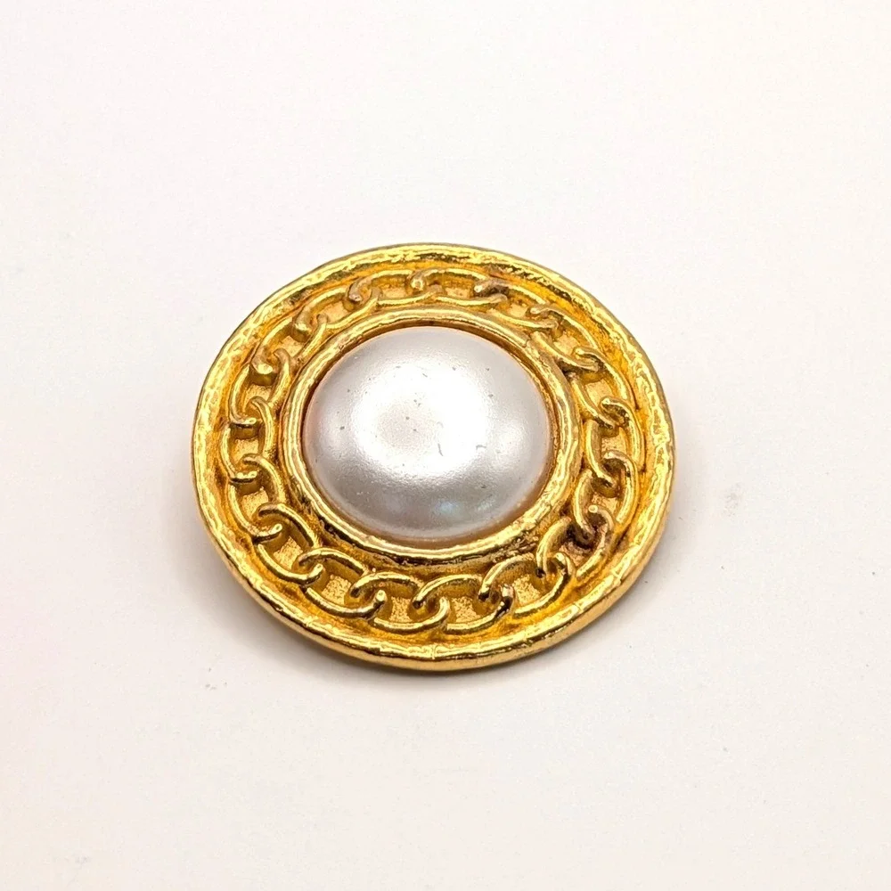 Vintage Gold Tone Faux Pearl Chain Link Shank Button 1 Inch